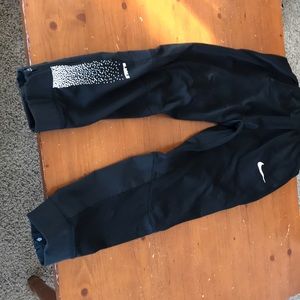 nike lebron jogger